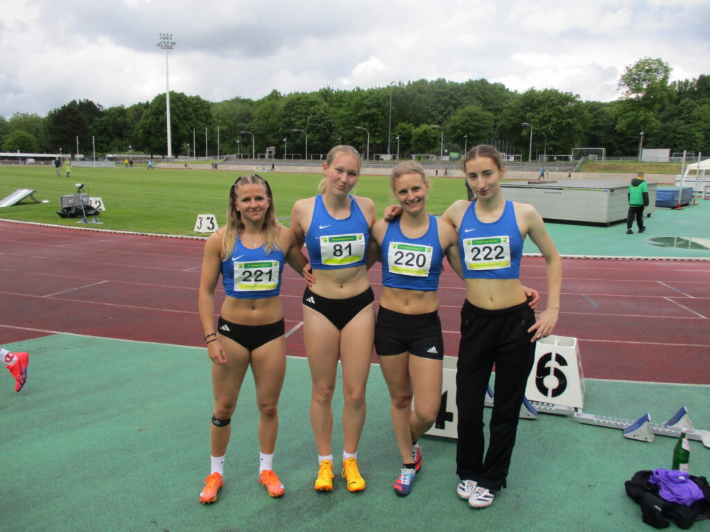 StG Essen Ruhr mit Sophie Ritter, Antonia Rüenauver, Frauke Pöpplow und Julia Rohe v.l.n.r.